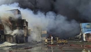 Major fire at Iran's Shahid Rajaee port: provisional toll